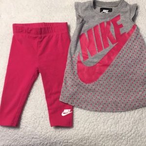 Nike tunic and legging active wear set.